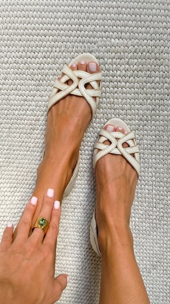 MAEVE | CREAM OPEN TOE SANDALS