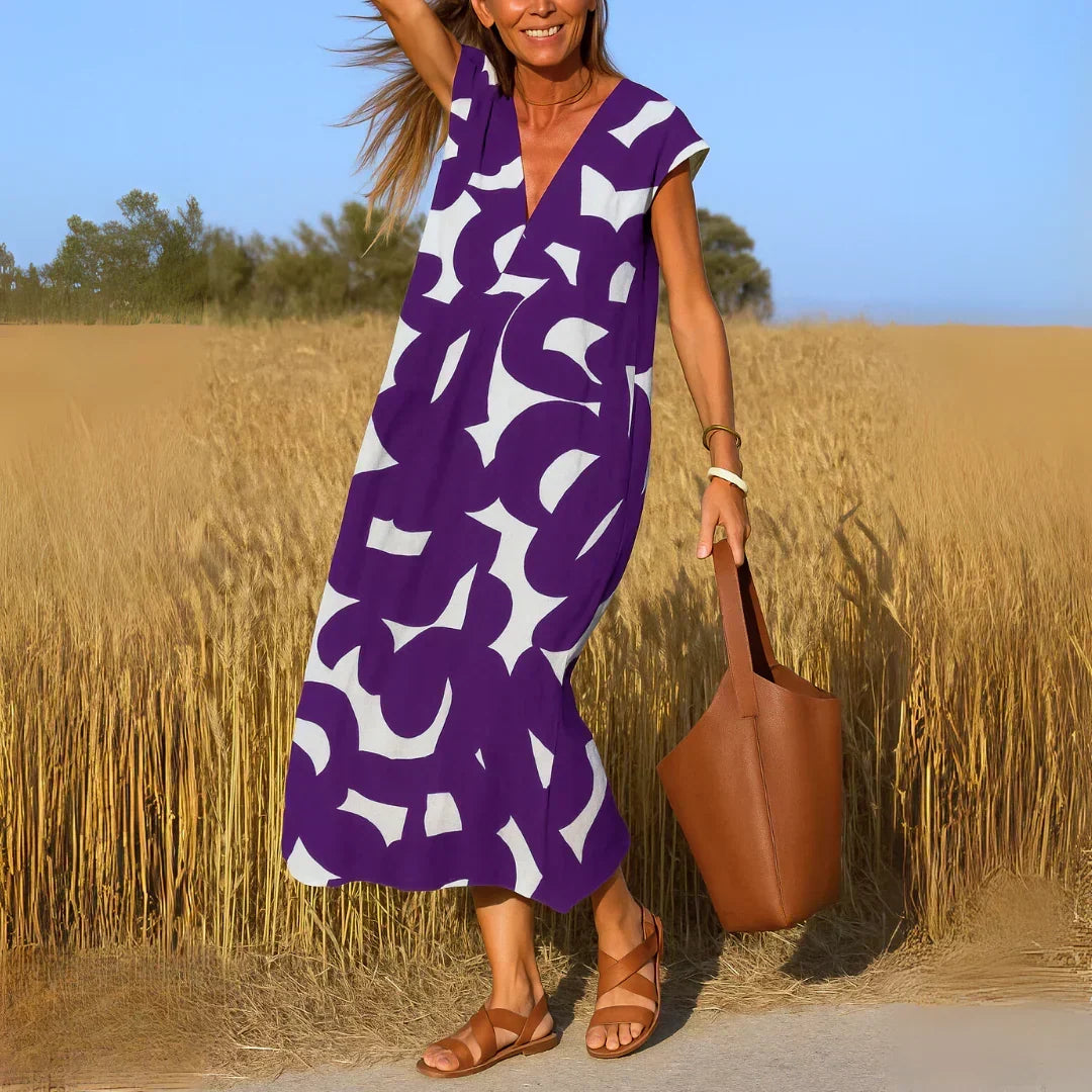AMBER | MAXI DRESS WITH CUT-OUT DETAIL