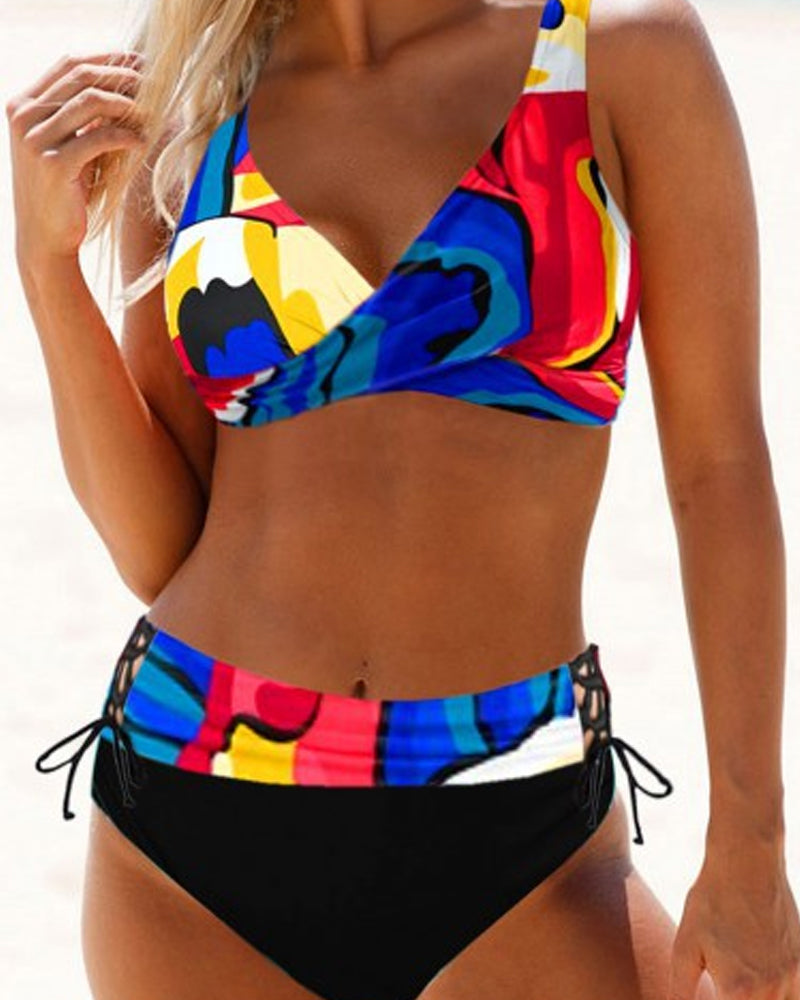 SARA | CHEERFUL AND COLOURFUL BIKINI