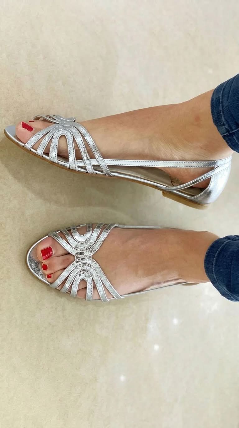 ÉLÉONORE | GOLDEN SLIDE SANDALS