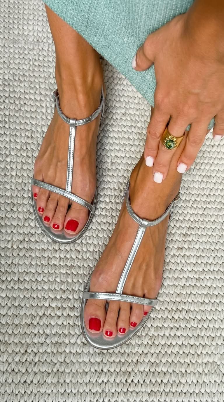 BIANCA | GOLDEN SLIM STRAP SANDALS