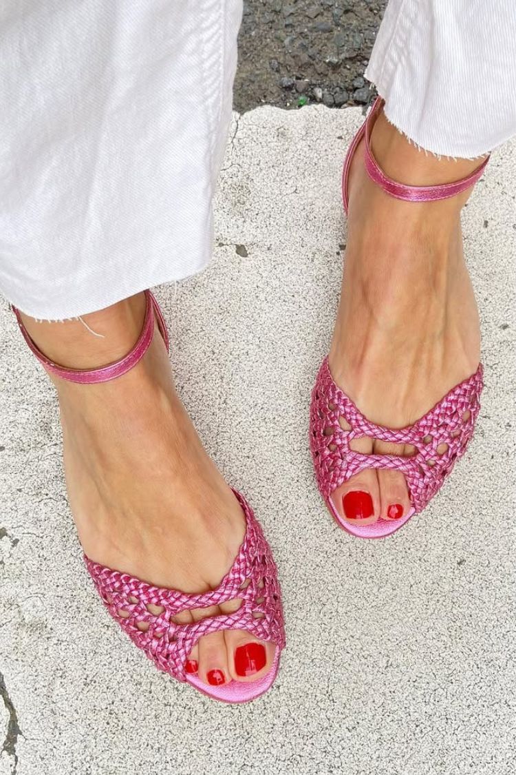 CLARA | ANKLE STRAP SANDALS