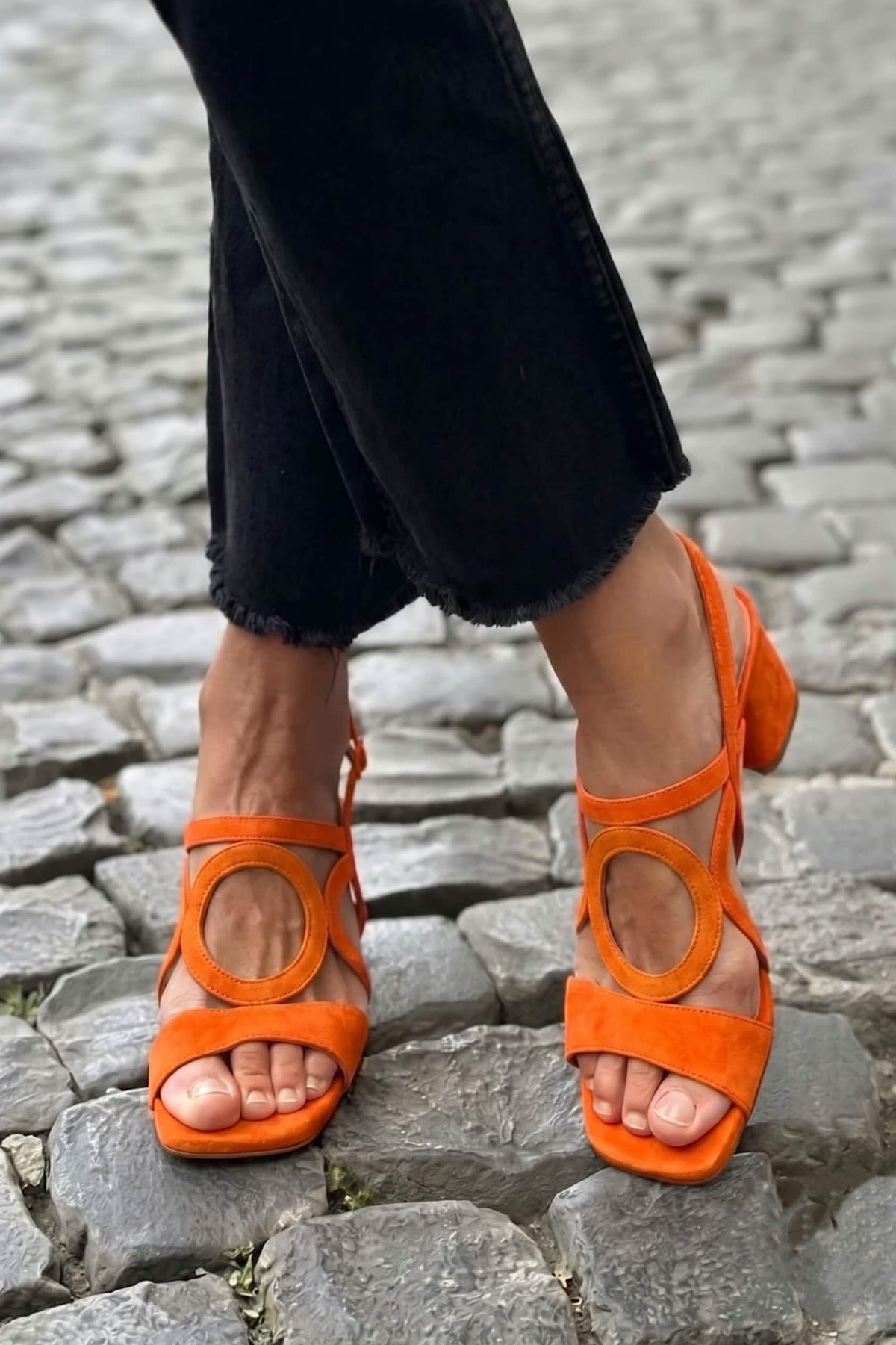 VALENTINA | VIBRANT CUT-OUT SANDALS