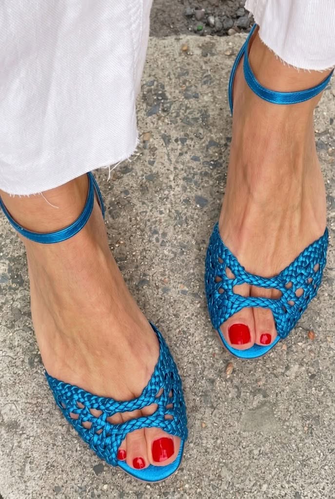 CLARA | ANKLE STRAP SANDALS